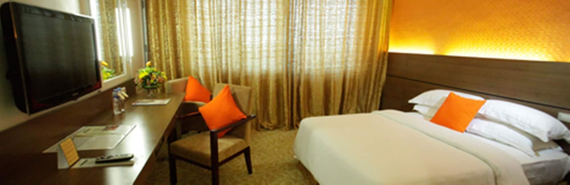 The Royal Mandaya Hotel