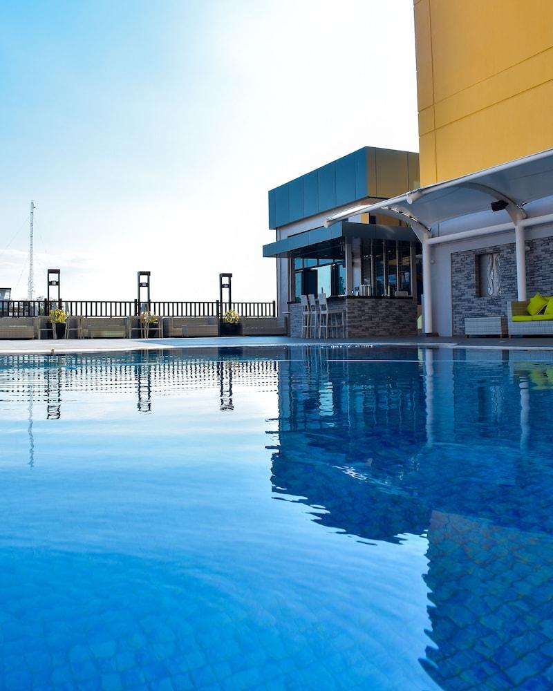 The Royal Mandaya 3*