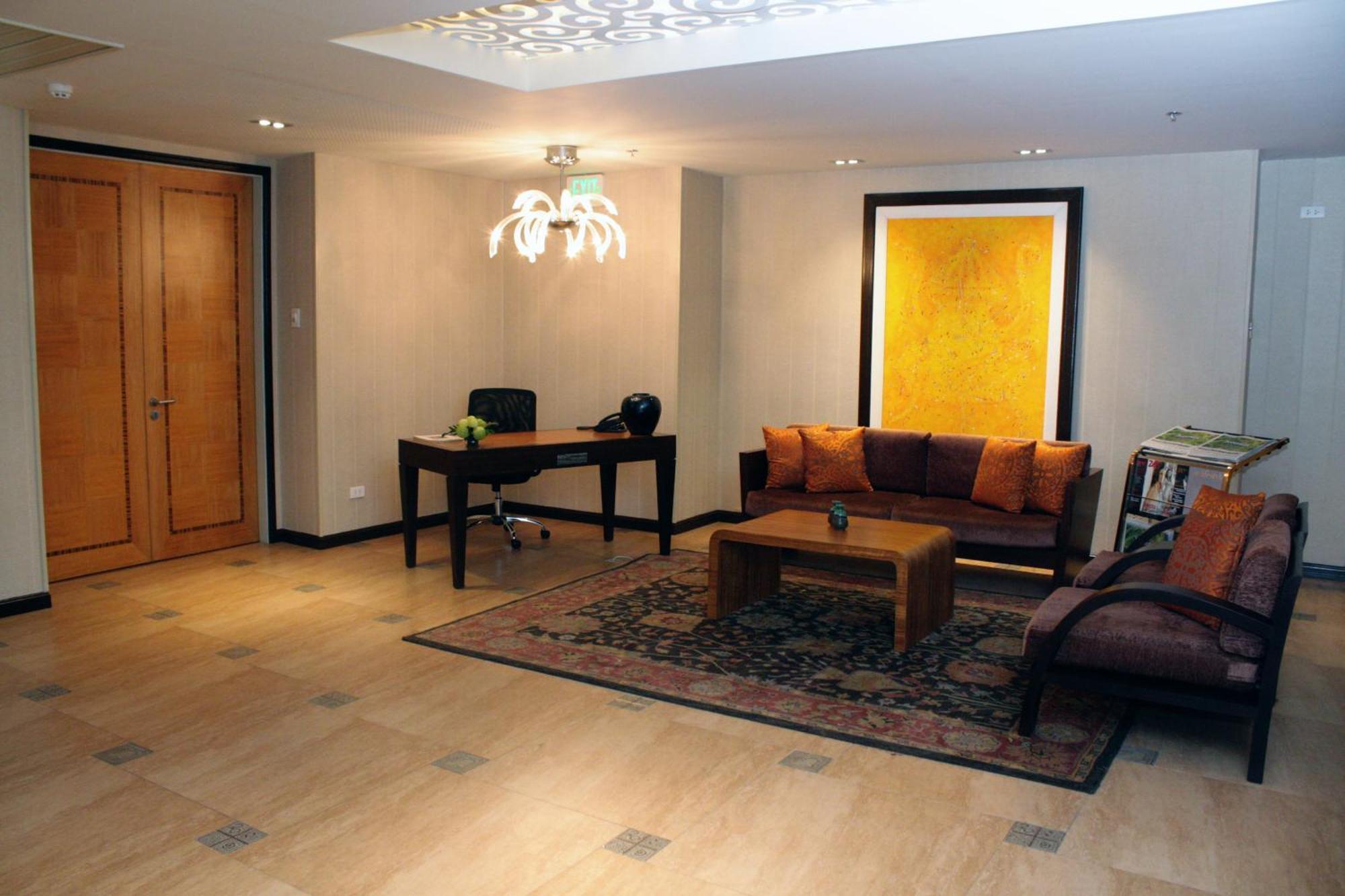 The Royal Mandaya 3*