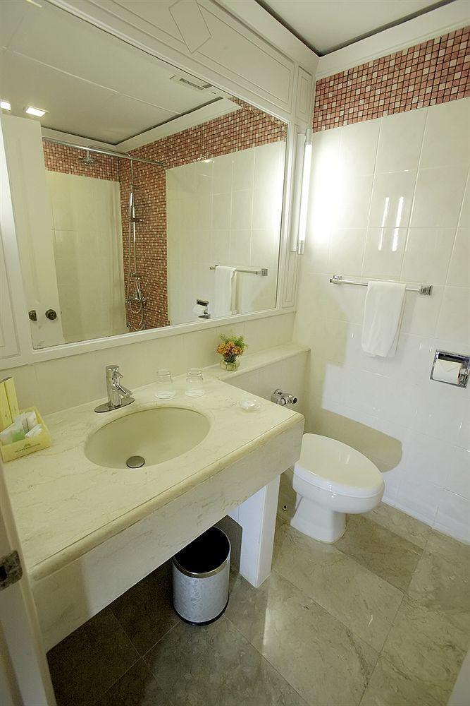 The Royal Mandaya 3* Davao