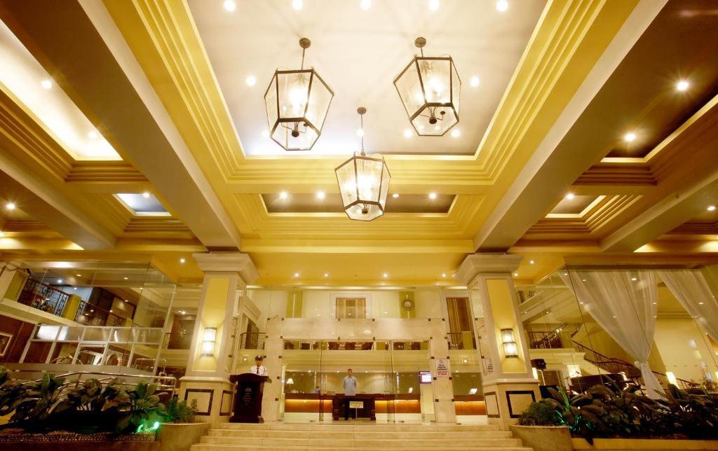 The Royal Mandaya Hotel 3*